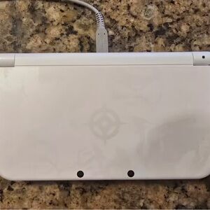 Nintendo White Portable Console